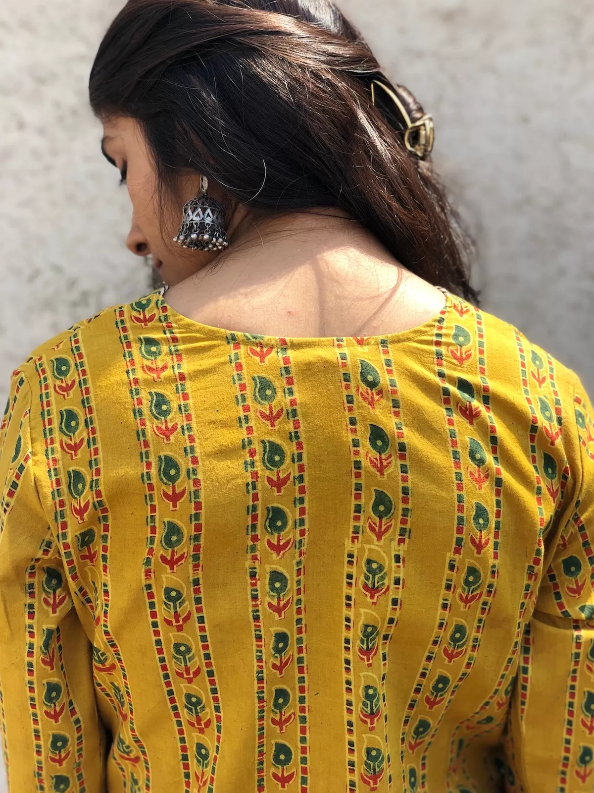 Ambi Border Kurta | Relove